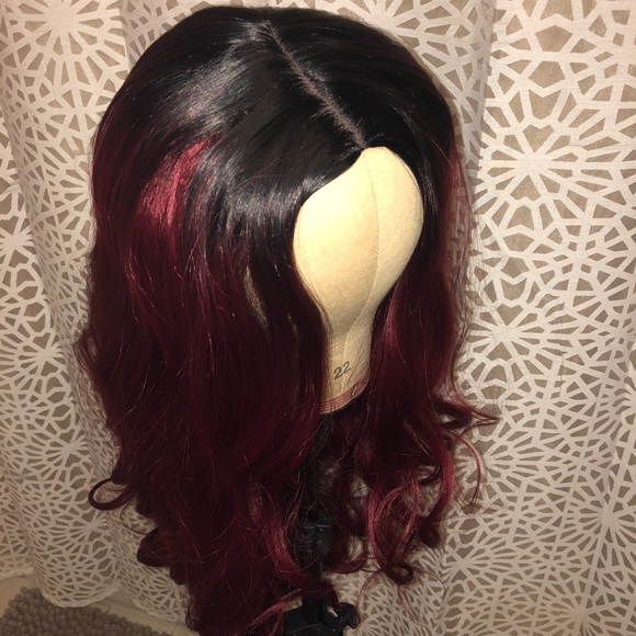 ✨KAYLA 22” OMBRÉ WINE  SILKY Synthetic Wig✨ *NWT* main image 6